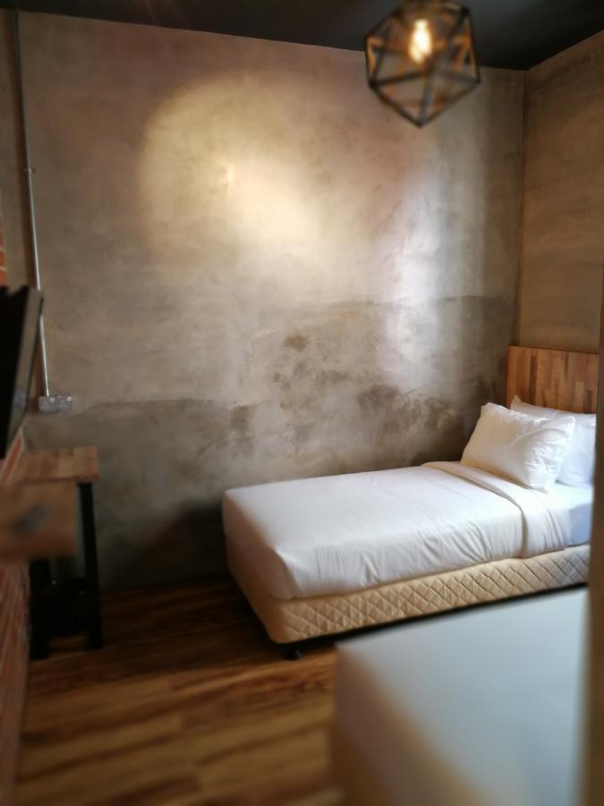 קואלה טרנגאנו The Rise Room מראה חיצוני תמונה A room at the hotel