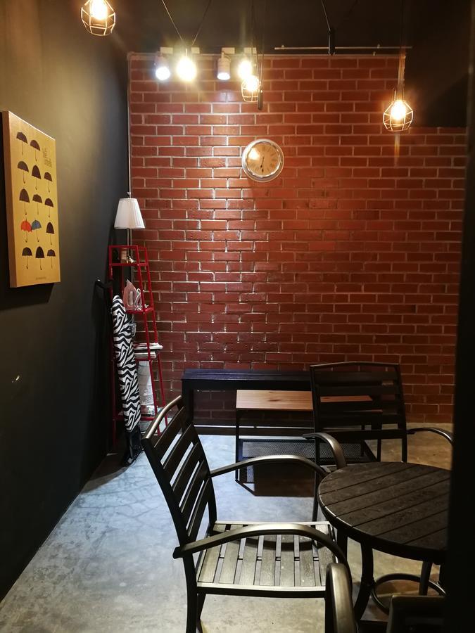 קואלה טרנגאנו The Rise Room מראה חיצוני תמונה The interior of the restaurant